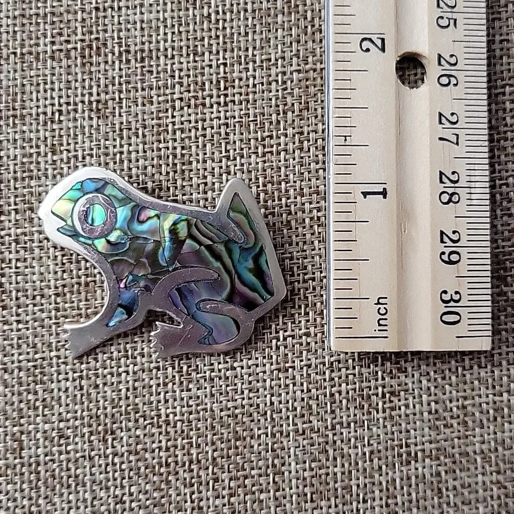 Vintage 925 Sterling Mexico Taxco Frog Pin with Abalone Shell